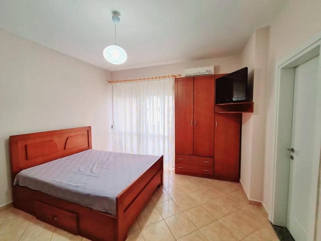 Ina's apartment - Image 5