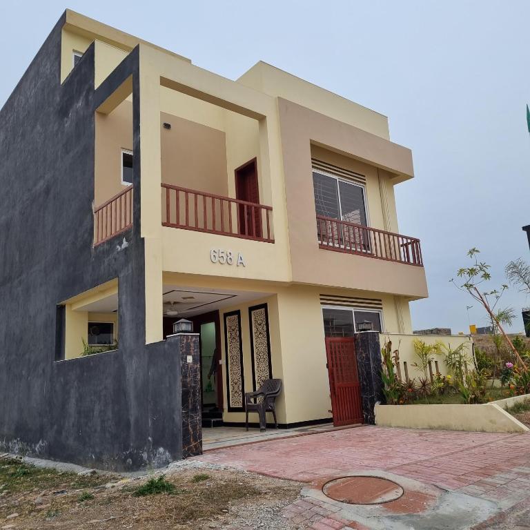 Bahria Town Islamabad Rawalpindi Phase 8 Full Home, Rawalpindi (updated ...