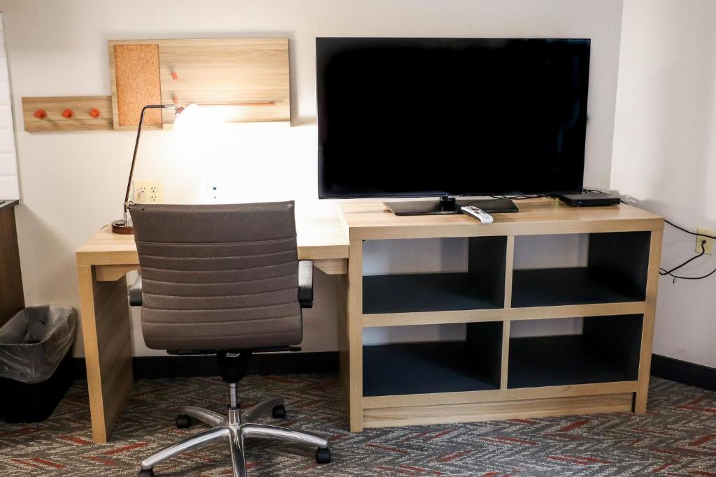 Candlewood Suites Richmond Airport, an IHG Hotel - Queen Studio Suite-移动性访问浴缸/非吸烟