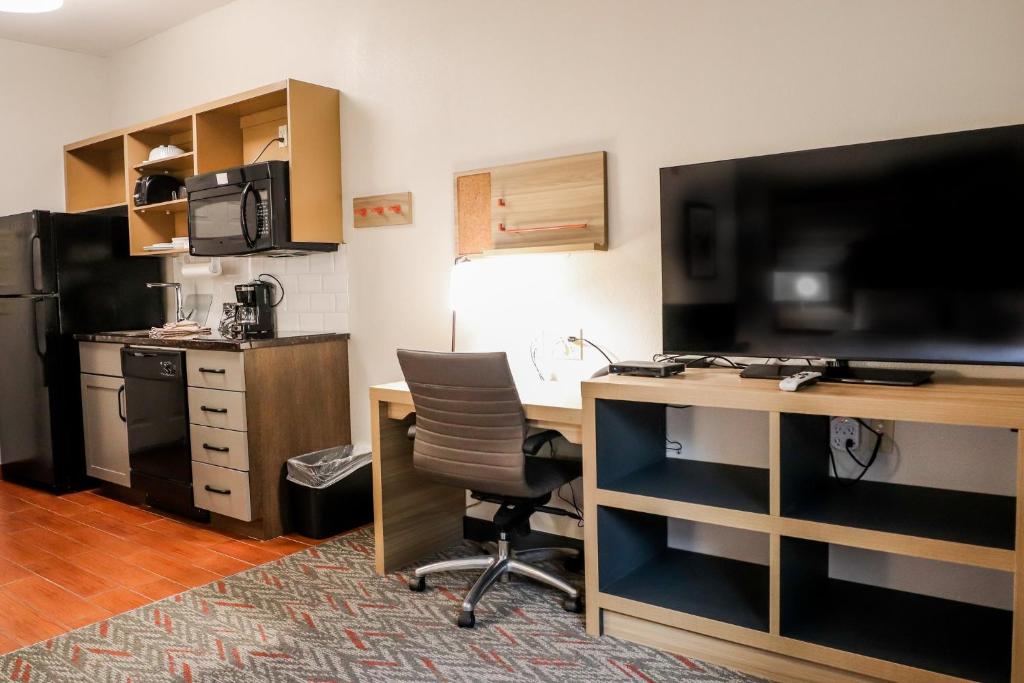 Candlewood Suites Richmond Airport, an IHG Hotel - Estudio Queen Suite