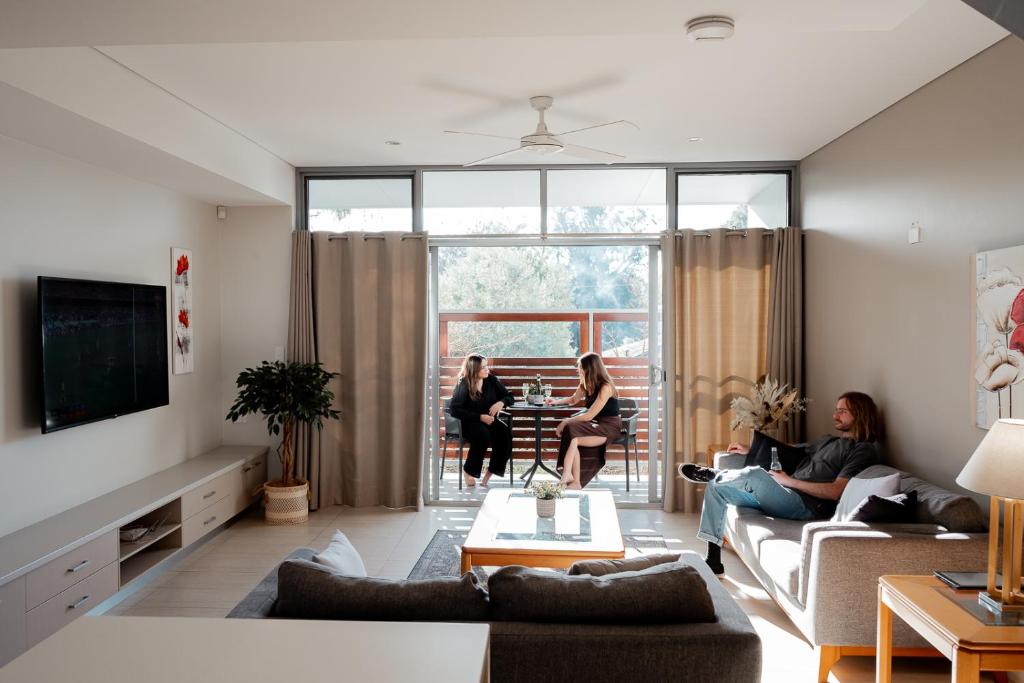 Rose Villa Central Cozy Villa Retreat Dunn Bay Apartments