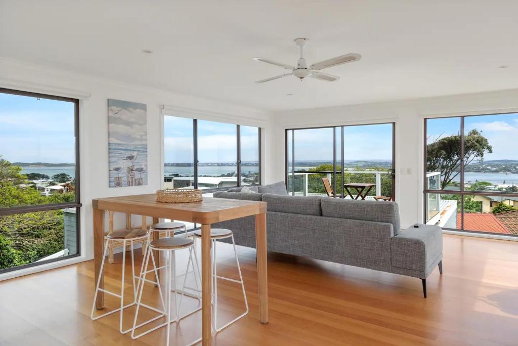 San Remo Panorama by Ready Set Stay BYO LINEN & TOWELS, San Remo