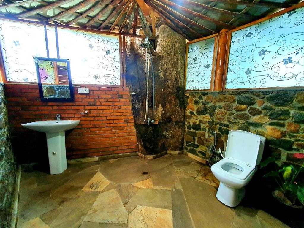 The Winsome & Tree House - 10