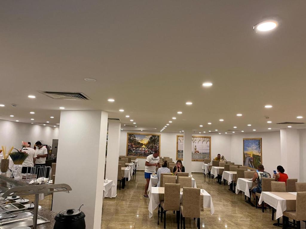 Restaurace v ubytování Hotel Felizya Kemer
