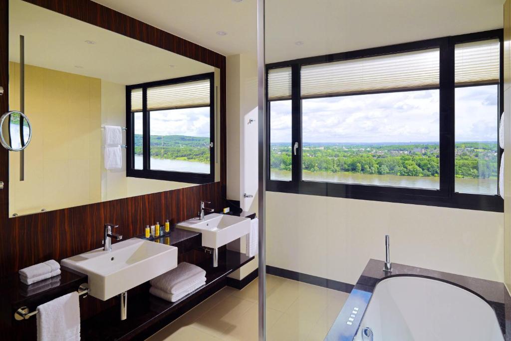 Bonn Marriott Hotel - Resim 33