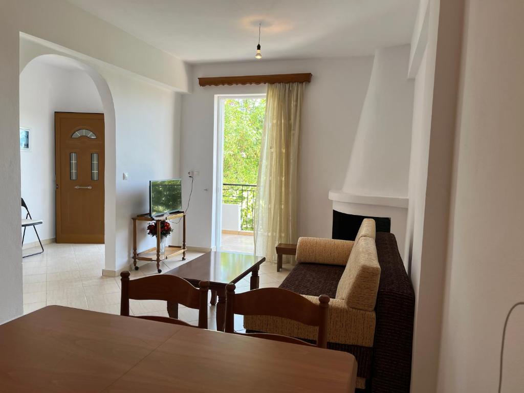 Tsaousi Apartments - Imazhi 4