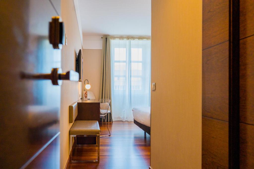 Hotel Compostela - 3