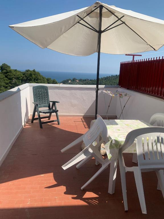 Balkon lub taras w obiekcie Villa Pineta