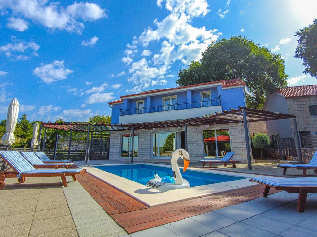 Villa Sena - private pool, sports field, BBQ, parking - Lovreć