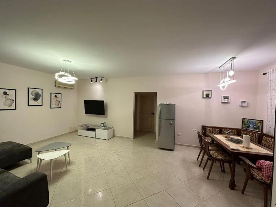 TV a/nebo společenská místnost v ubytování Relax Pine Villa Residence