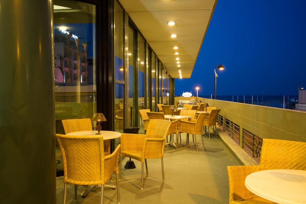 Balkon lub taras w obiekcie Hotel Nord Est