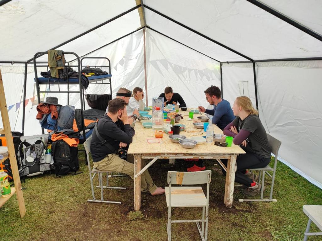 Hosté ubytování Azhdahak Basecamp