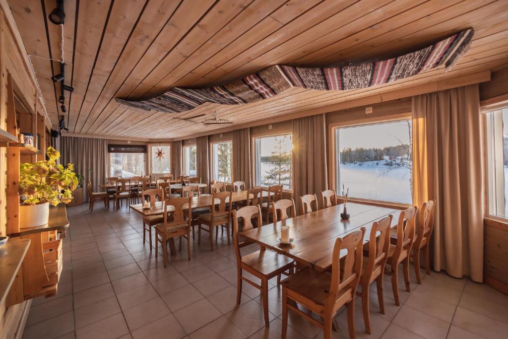 Restaurace v ubytování Kalix Riverside inn, Farm timbering
