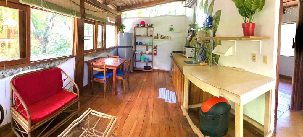 Hotel Tropical Sands Dominical - Apartamento De Una Habitación