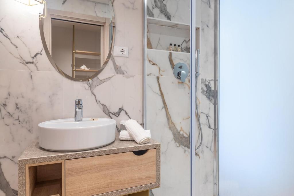 Koupelna v ubytování Salus Smart & Chic Hotel