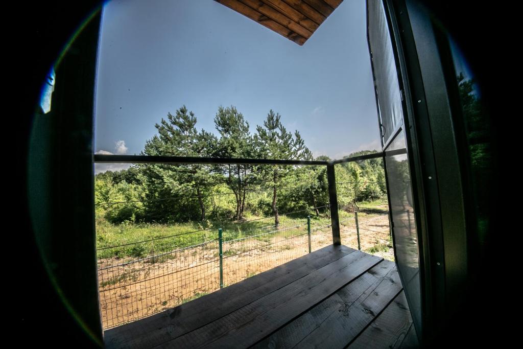Fotografie z fotogalerie ubytování Shaori Lake Cottages v destinaci Kharistʼvala