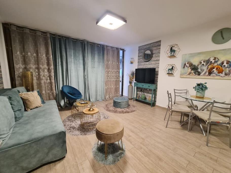 Blue moon apartmentにあるテレビまたはエンターテインメントセンター