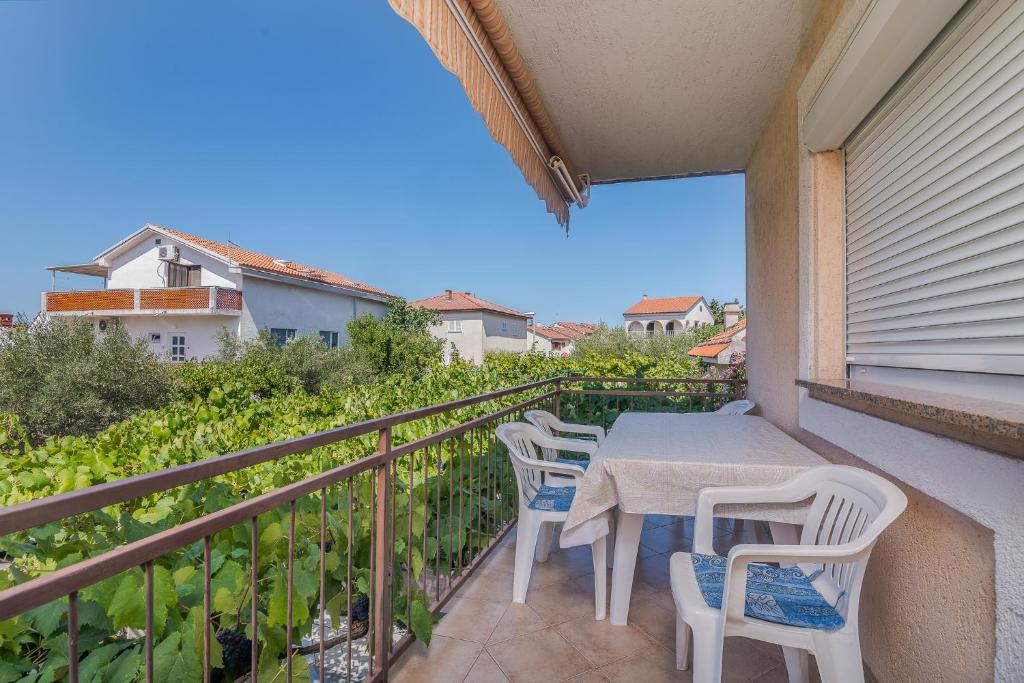 Μπαλκόνι ή βεράντα στο Apartments Bahar Krk