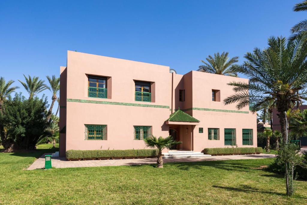 Domaine Abiad - Five-Bedroom House