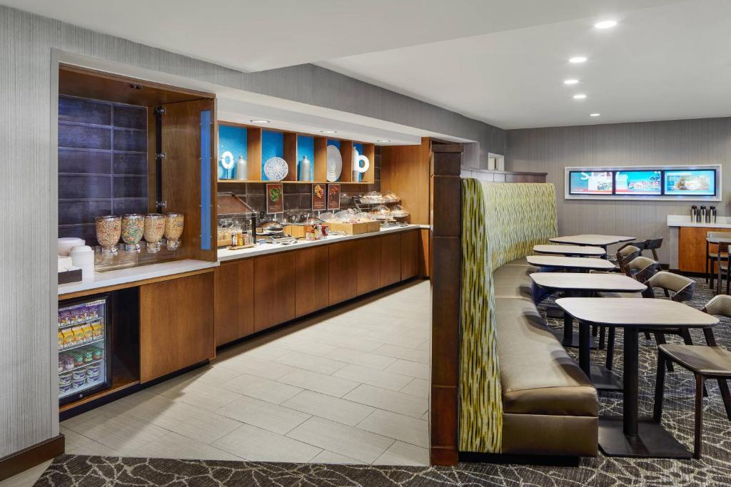 SpringHill Suites Tempe at Arizona Mills Mall photo