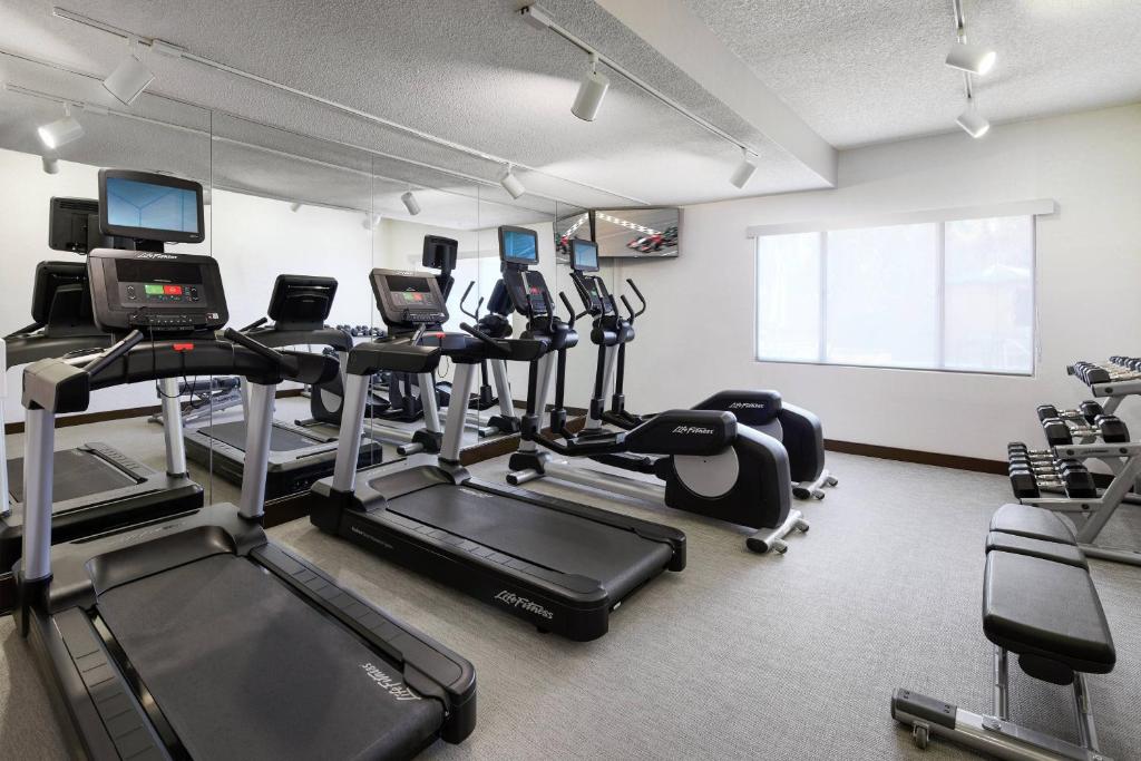 SpringHill Suites Tempe at Arizona Mills Mall photo