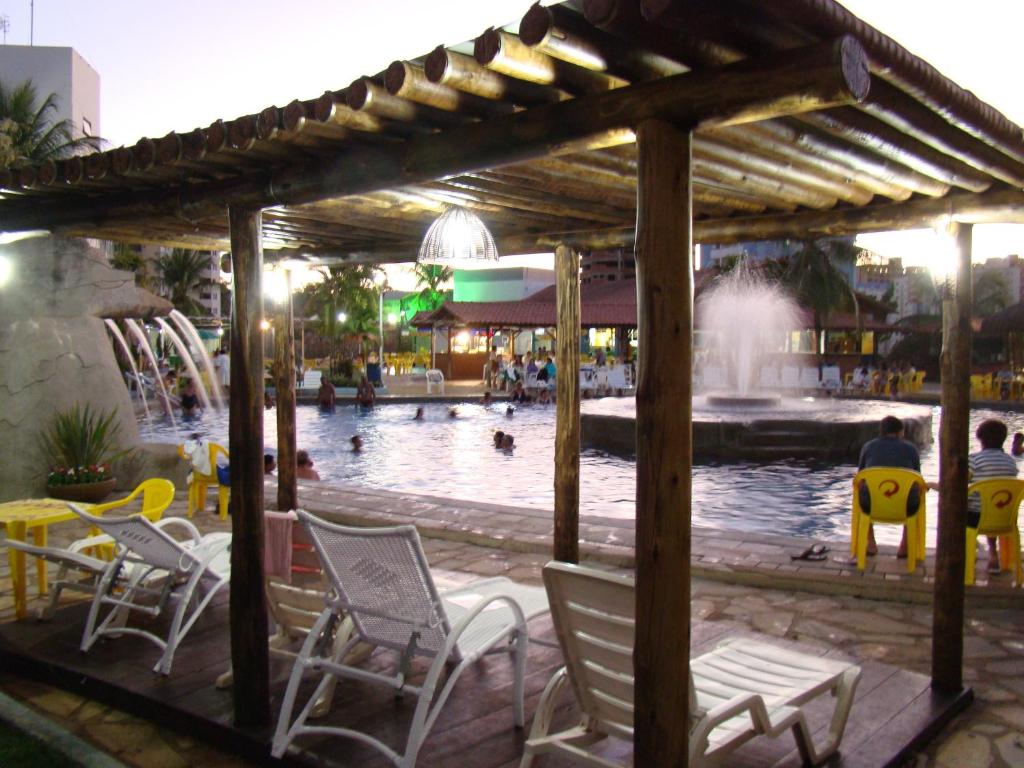 A piscina localizada em Hotel CTC ou nos arredores