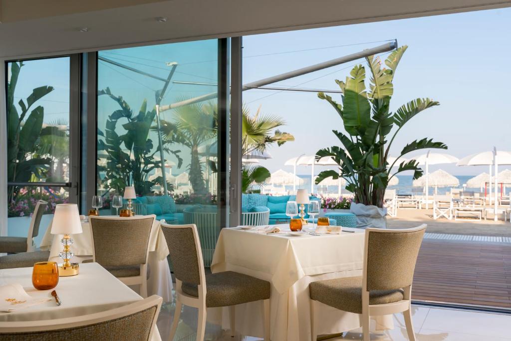 Balkón nebo terasa v ubytování Riviera Resort Hotel