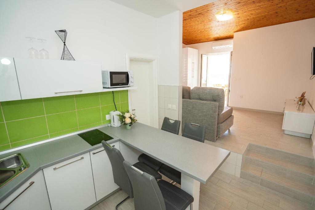 Garden Resort - Apartments Maslina - One-Bedroom Apartment