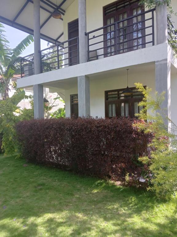 Traveller's Villa - Housity