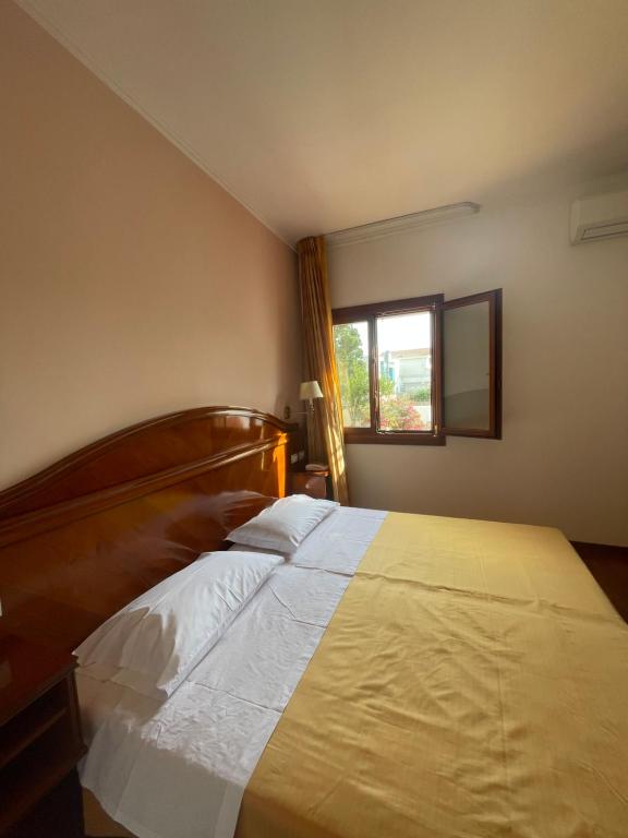 Hotel La Lampara - 4