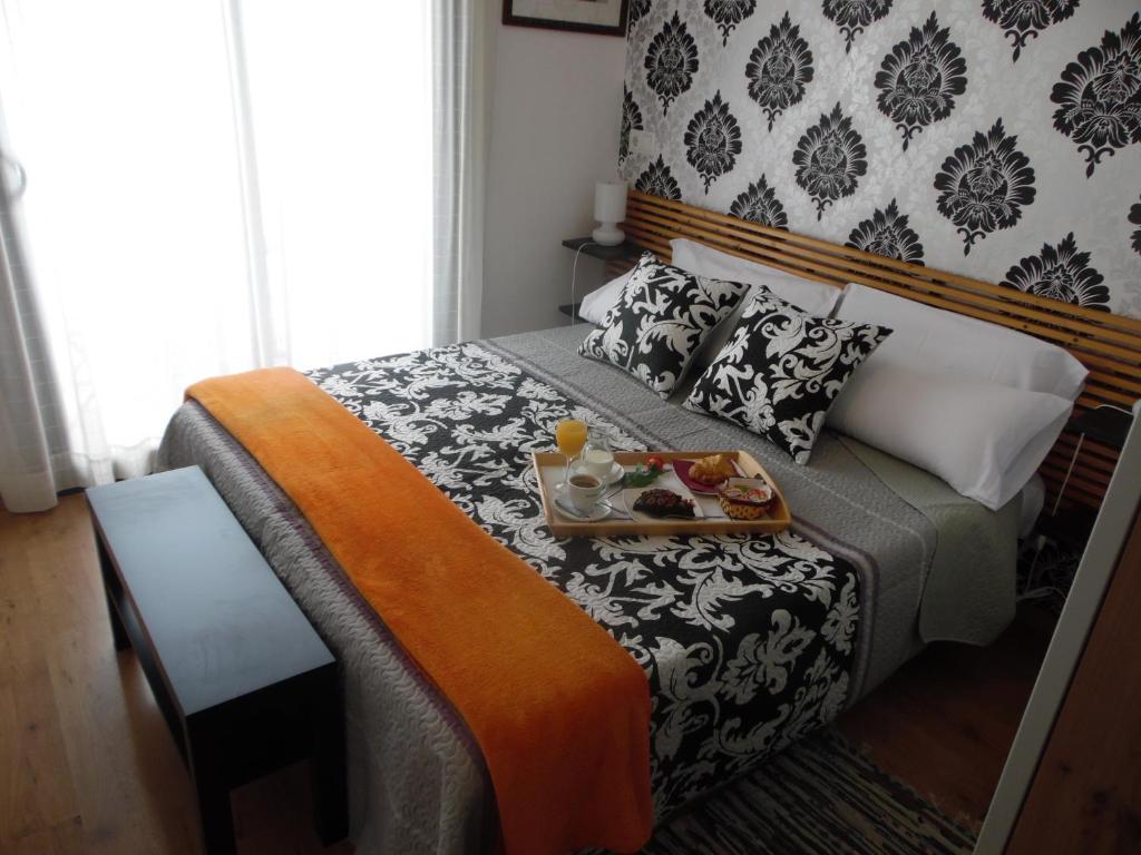 Hostal La Lluna - Camera King Con Balcone