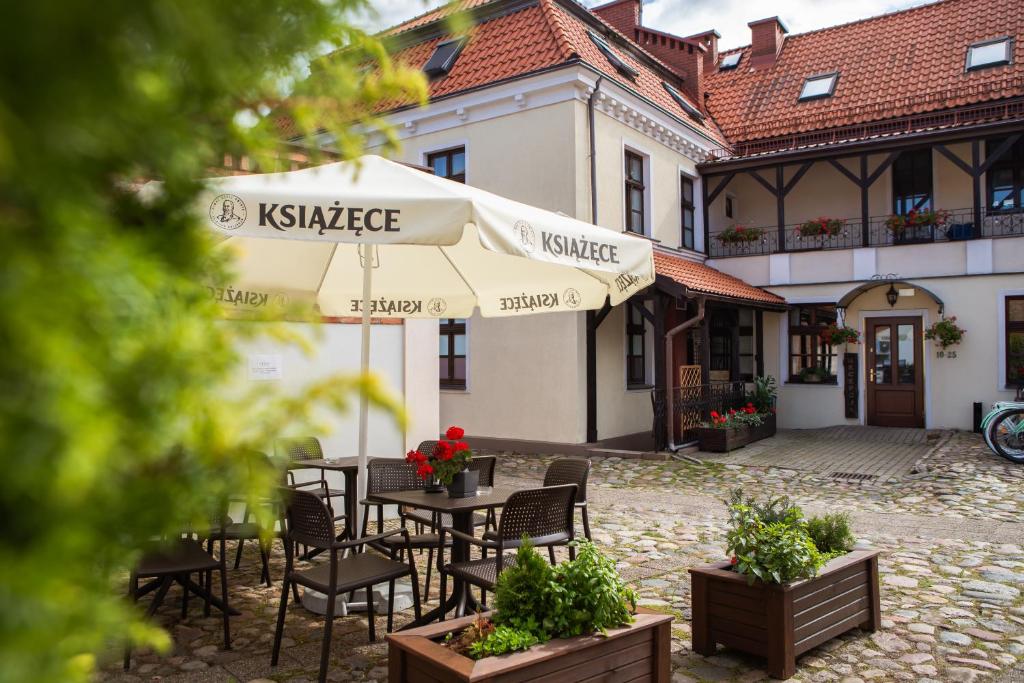 Budova, kde se aparthotel nachází