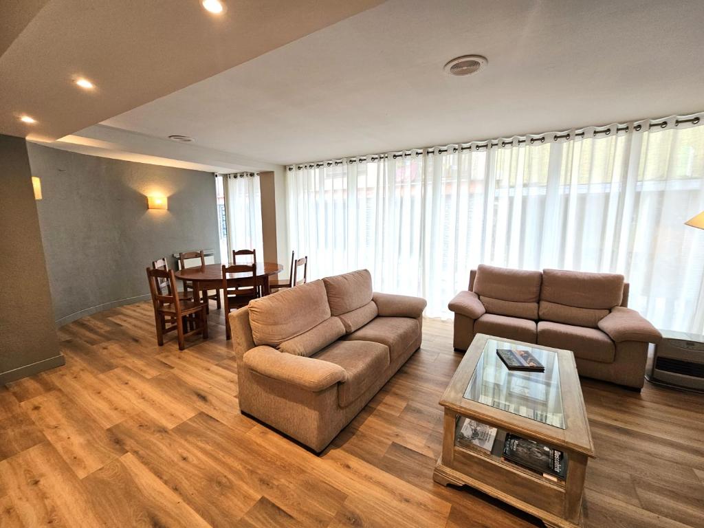 Posedenie v ubytovaní Hotel Anglada