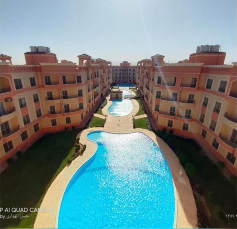 Red Ruby Compound منتجع الياقوتة الحمراء