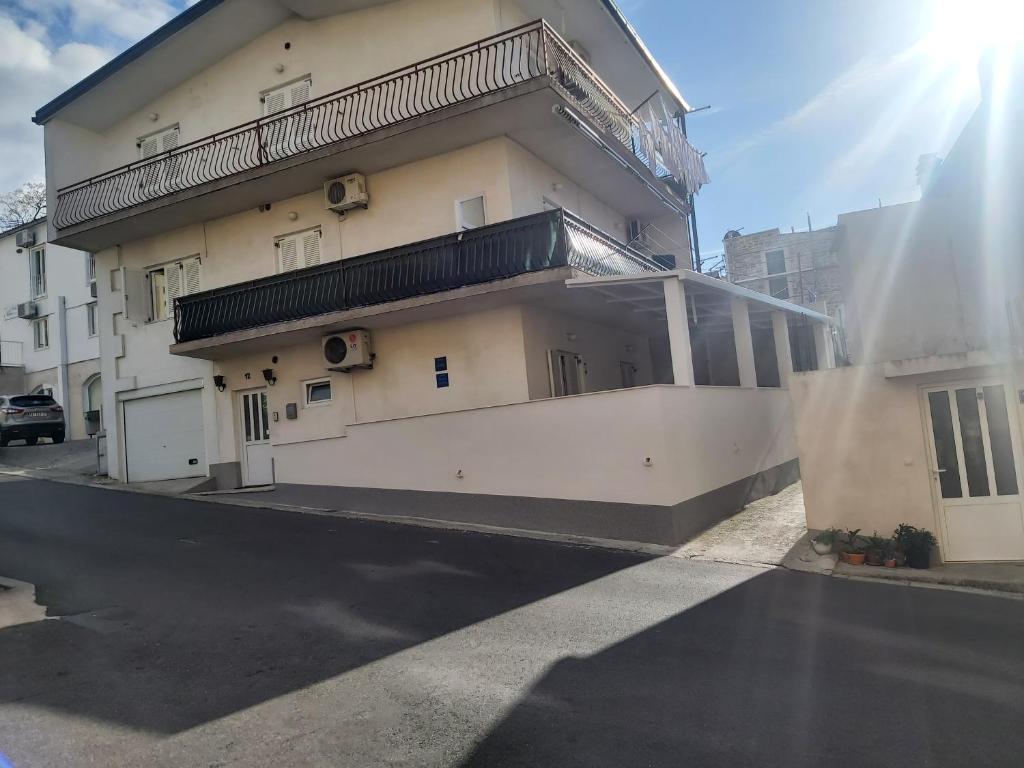 Apartments Ćulav