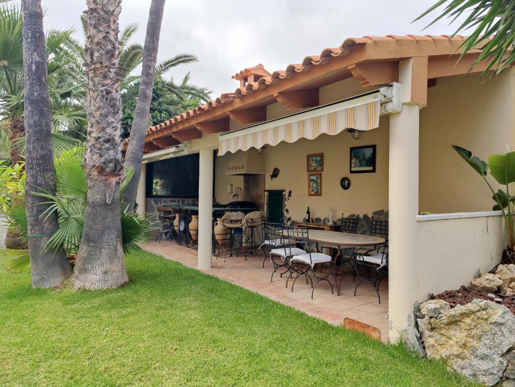 Casa Candelabro (Alfaz del Pi) – oppdaterte priser for 2023