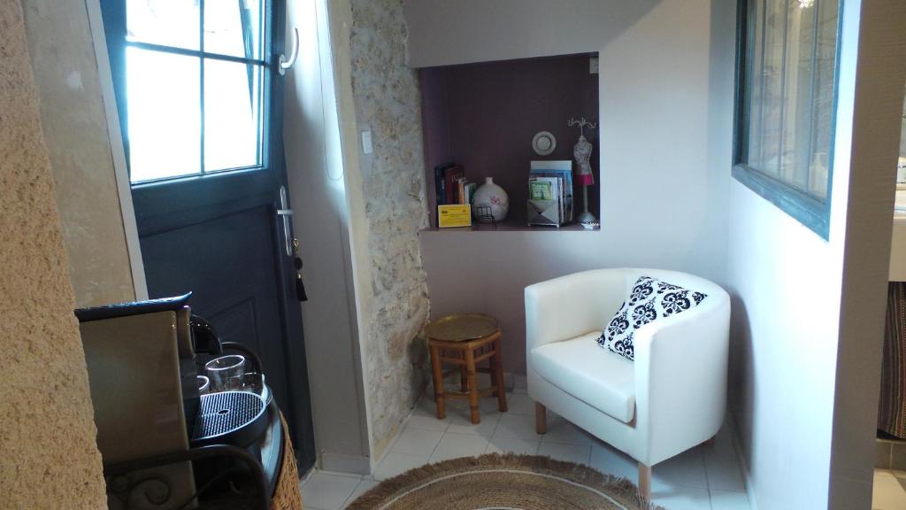 Chambre d'hôtes Le Paon Blanc - Habitación Doble Con Vista Al Jardín