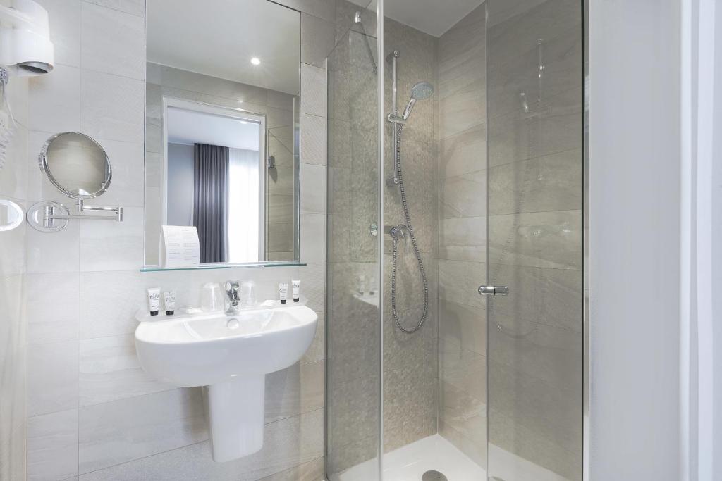 Hôtel International Paris - Resim 6