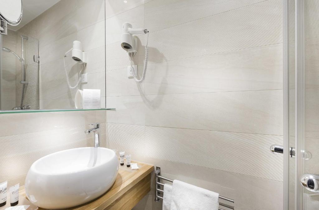 Hôtel International Paris - Resim 21