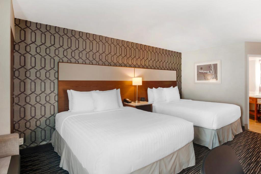 Best Western Plus Commerce Hotel photo