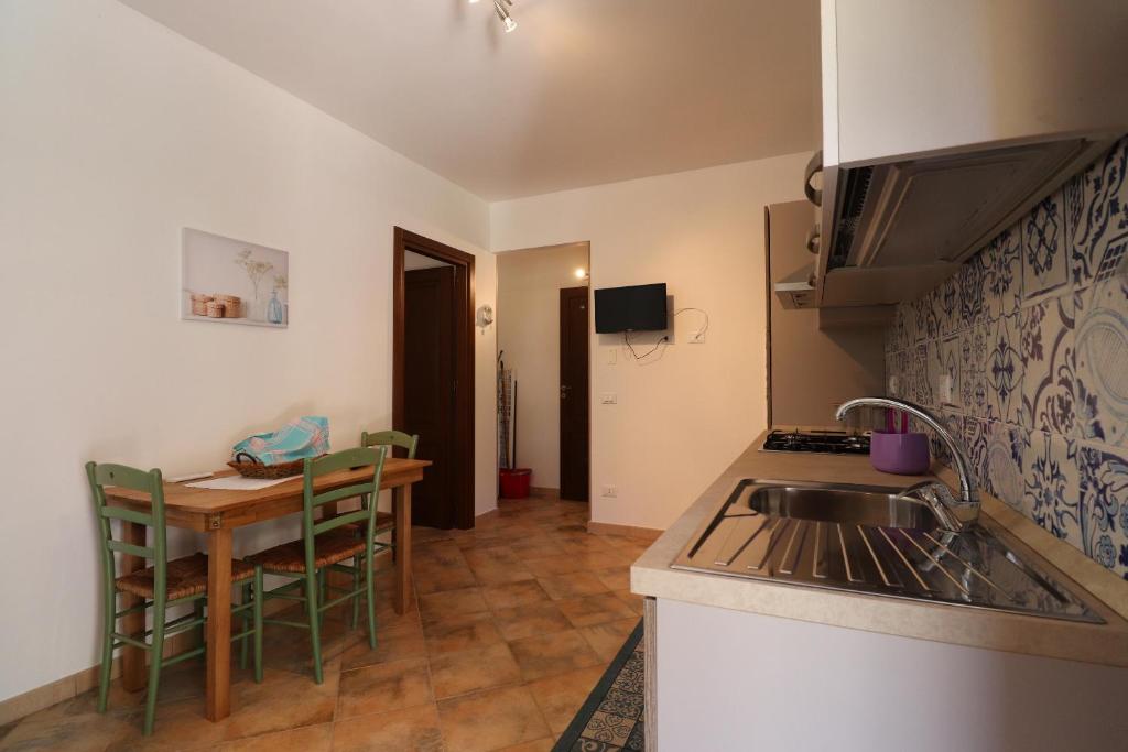 Kuchyňa alebo kuchynka v ubytovaní casa Vincenzo