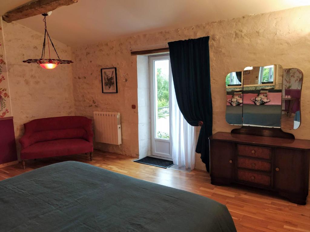 Gite Modes et Café - King Room With Garden View