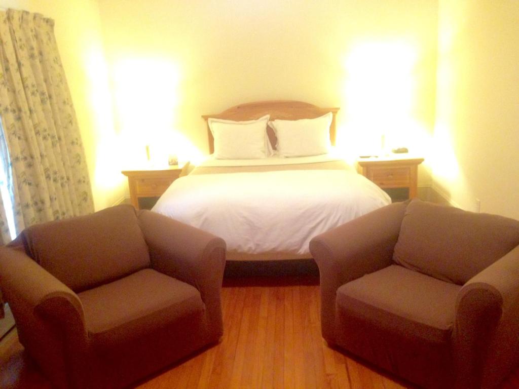 Postel nebo postele na pokoji v ubytování Southampton Long Island Hotel