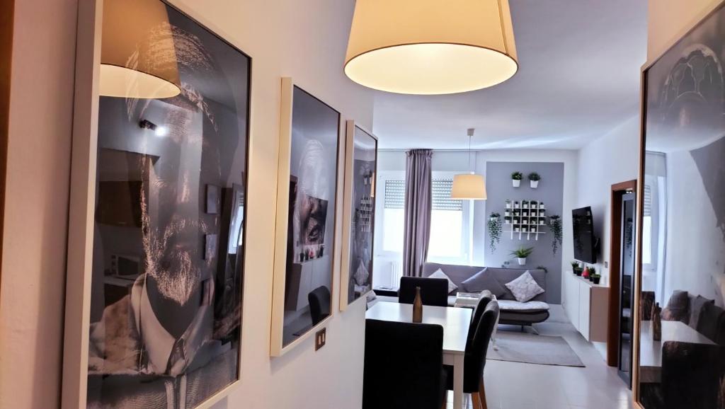 Roma Home Sospesa