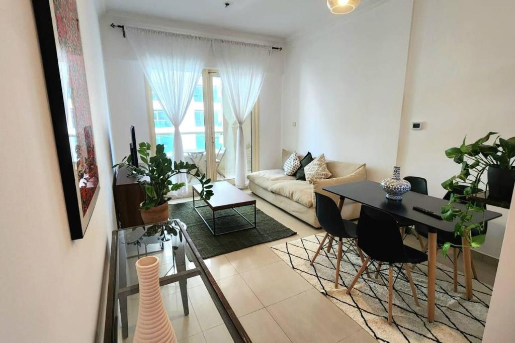 Dubai Marina Cosy Stay