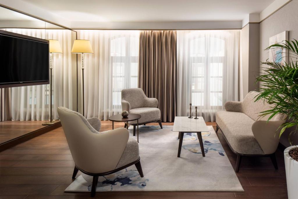 Posezení v ubytování JW Marriott Istanbul Bosphorus