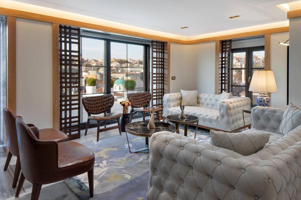 Posezení v ubytování JW Marriott Istanbul Bosphorus
