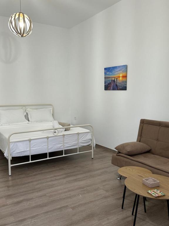 Paola’s apartments near Athens Airport - 8