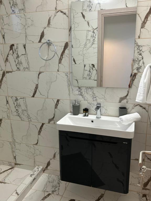 Paola’s apartments near Athens Airport - 10