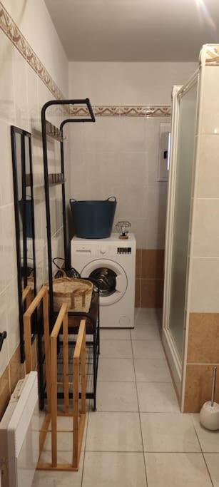 Kuchyň nebo kuchyňský kout v ubytování Mas du Vieux Moulin